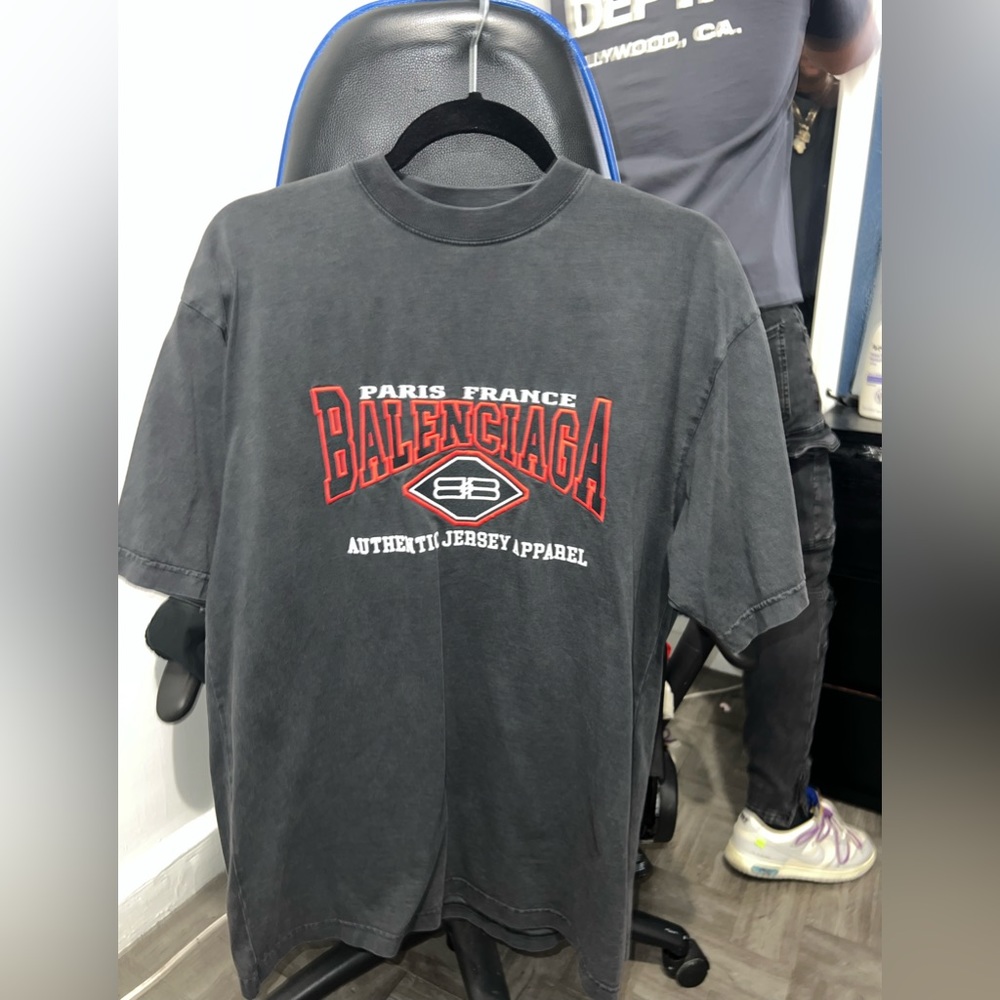 Balenciaga unisex shirt